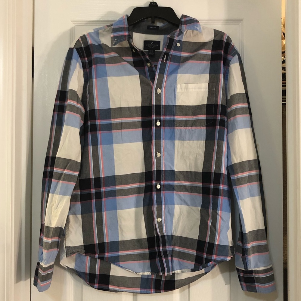 Two Men’s Flannels - Picture 5 of 8